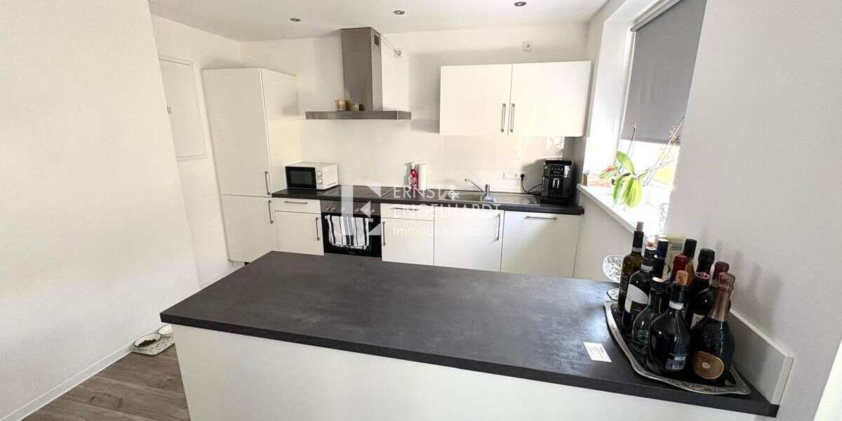 Etagenwohnung Kitzingen - 5 Zimmer, 112 m&sup2;, 1.100&euro; | Angebot:26256989