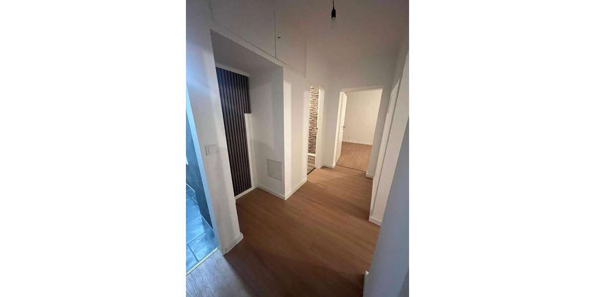 Etagenwohnung Kronberg im Taunus - 3 Zimmer, 74 m&sup2;, 1.200&euro; | Angebot:26760001