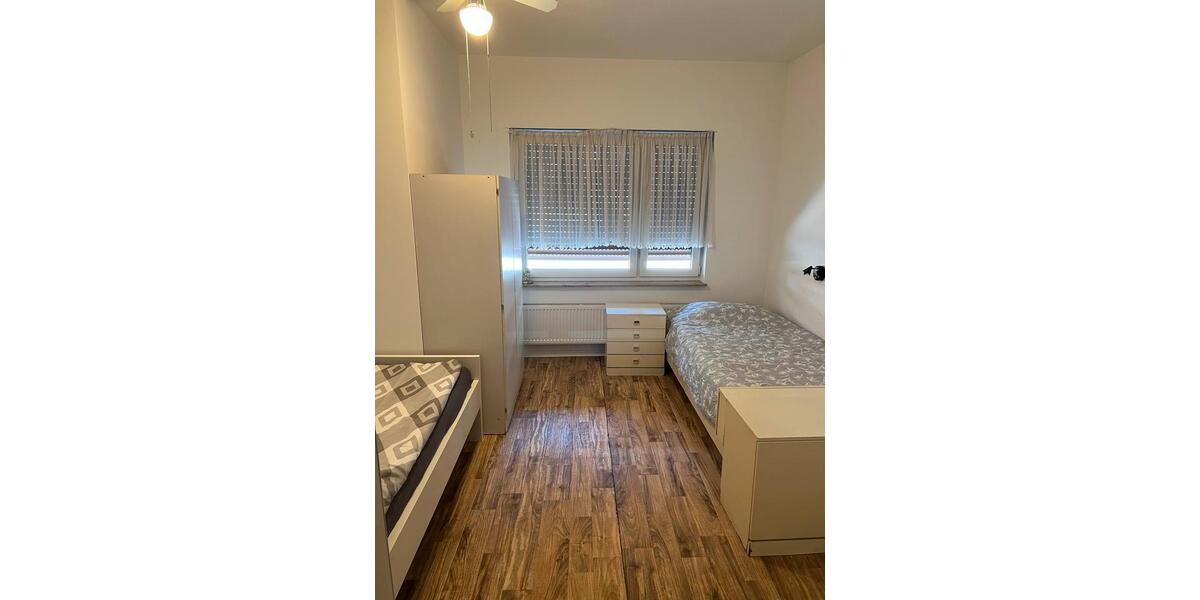 Wohnen auf Zeit Freren - 18 Zimmer, 230 m&sup2;, 16&euro; | Angebot:26287866