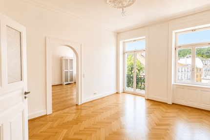 Wohnung Baden-Baden Baden - 4 Zimmer, 136 m&sup2;, 2.160&euro; | Angebot:27250186