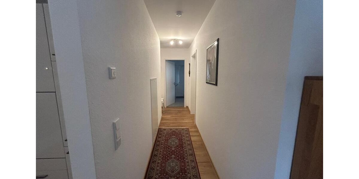 Erdgeschoßwohnung Bad Driburg - 3 Zimmer, 83 m&sup2;, 990&euro; | Angebot:25180528