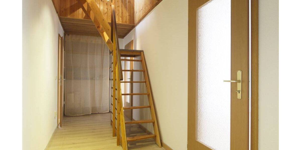 Etagenwohnung Frankenberg - 4 Zimmer, 117 m&sup2;, 585&euro; | Angebot:26642148