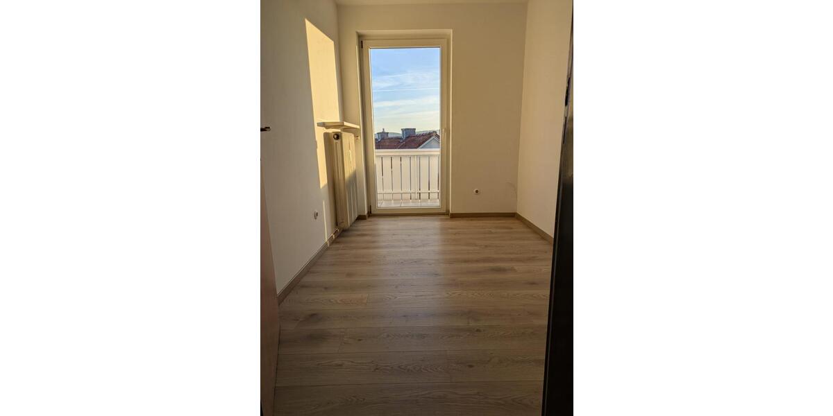 Etagenwohnung Schönberg - 3 Zimmer, 61 m&sup2;, 350&euro; | Angebot:26636874