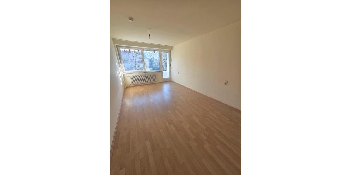 Etagenwohnung Kassel Harleshausen - 3.5 Zimmer, 93 m&sup2;, 1.150&euro; | Angebot:25991898