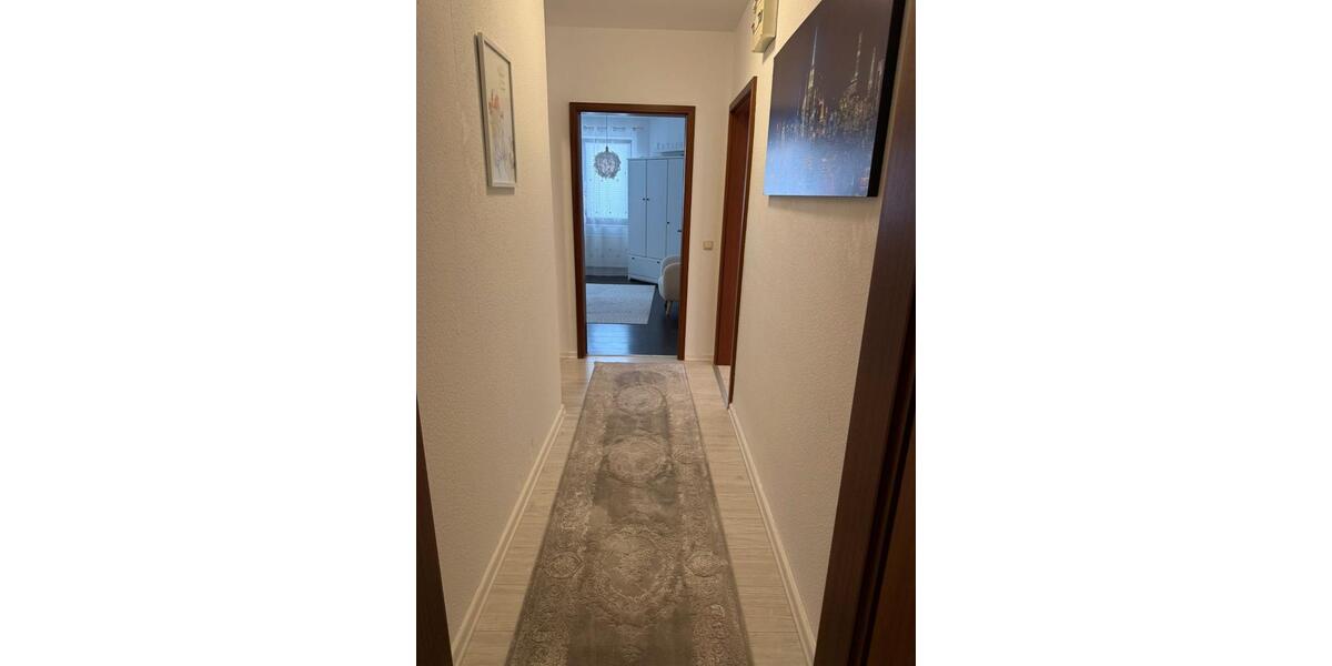 Etagenwohnung Flensburg - 3 Zimmer, 83 m&sup2;, 725&euro; | Angebot:26704875