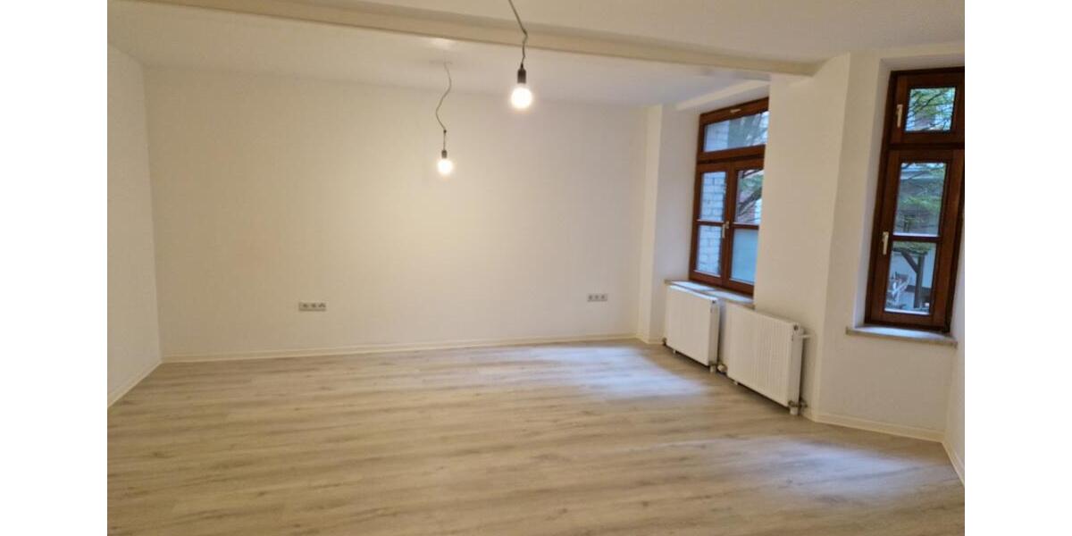 Erdgeschoßwohnung Nürnberg Gibitzenhof - 4 Zimmer, 160 m&sup2;, 1.760&euro; | Angebot:26481345
