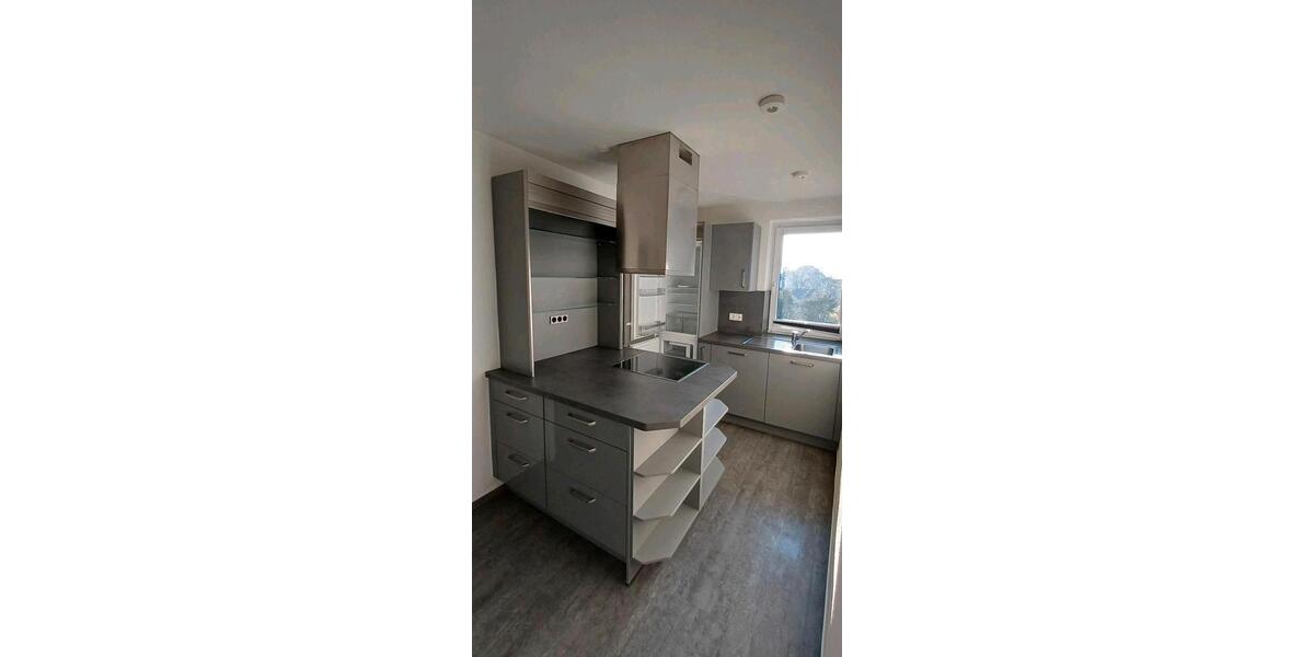 Etagenwohnung Bad Segeberg - 3.5 Zimmer, 90 m&sup2;, 1.200&euro; | Angebot:26018450