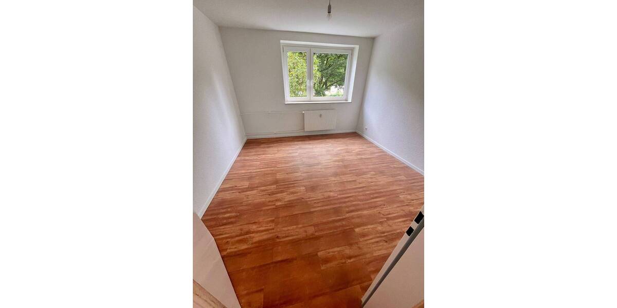 Etagenwohnung Celle Blumlage - 3 Zimmer, 78 m&sup2;, 669&euro; | Angebot:26162813