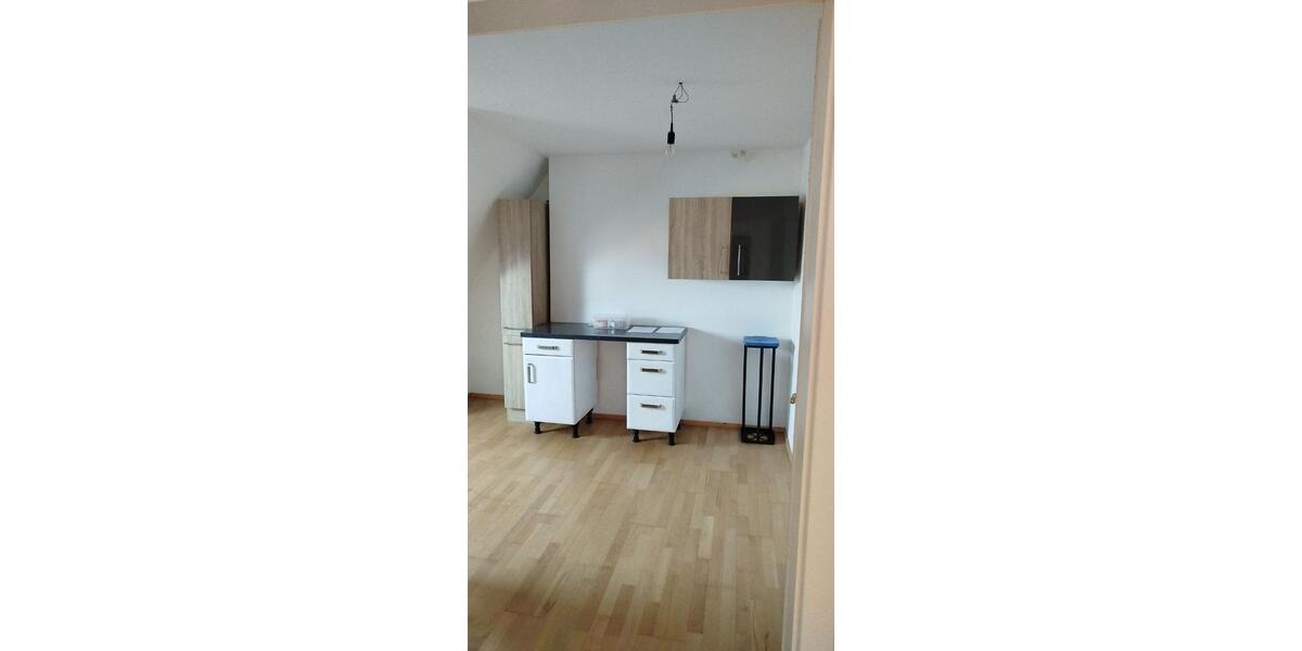 Dachgeschoßwohnung Nordhausen - 3 Zimmer, 88 m&sup2;, 654&euro; | Angebot:26617658
