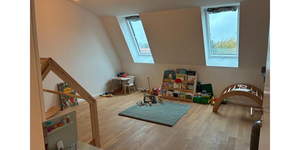 Neuwertige Vier-Zimmer-Wohnung mit Blick ins Grüne 4 zimmer