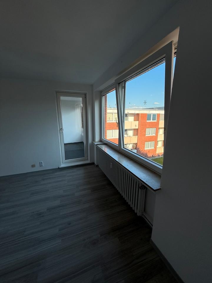 Gemütliche 3-Zimmer-Wohnung mit Einbauküche ab sofort zimmer