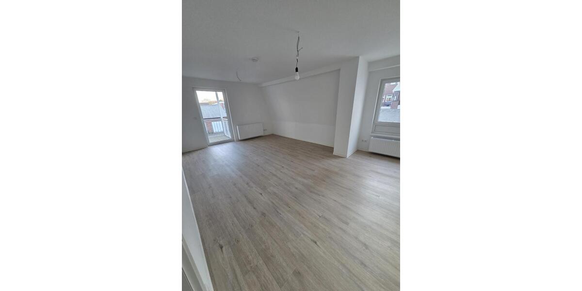 Etagenwohnung Heide - 4 Zimmer, 90 m&sup2;, 950&euro; | Angebot:25571425