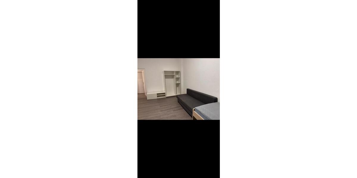 Erdgeschoßwohnung Berlin Mitte - 1 Zimmer, 28 m&sup2;, 630&euro; | Angebot:25393881