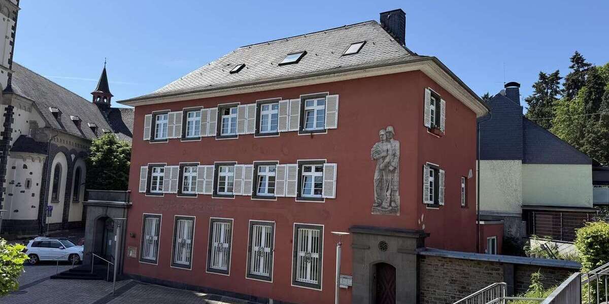 Etagenwohnung Weißenthurm - 4 Zimmer, 123 m&sup2;, 970&euro; | Angebot:26732230
