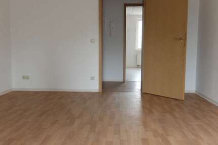 Wohnung Chemnitz Gablenz - 3 Zimmer, 67 m&sup2;, 320&euro; | Angebot:27458524