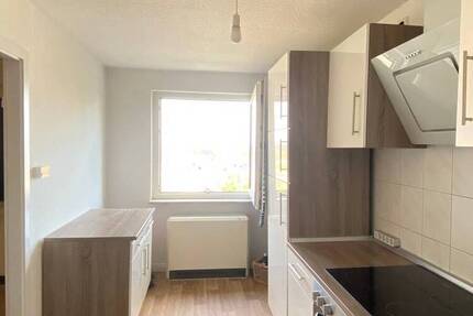 Schöne 2 Zi.-Dachgeschoßwohnung ab 01.11.! Anzengruberstraße!