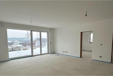 Wohnung Cham - 3 Zimmer, 110 m&sup2;, 1.050&euro; | Angebot:25080757