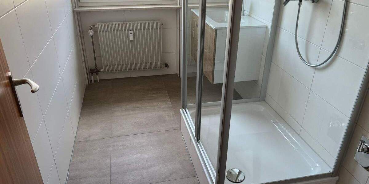 Etagenwohnung Nürnberg Zerzabelshof - 4 Zimmer, 115 m&sup2;, 1.350&euro; | Angebot:26672598