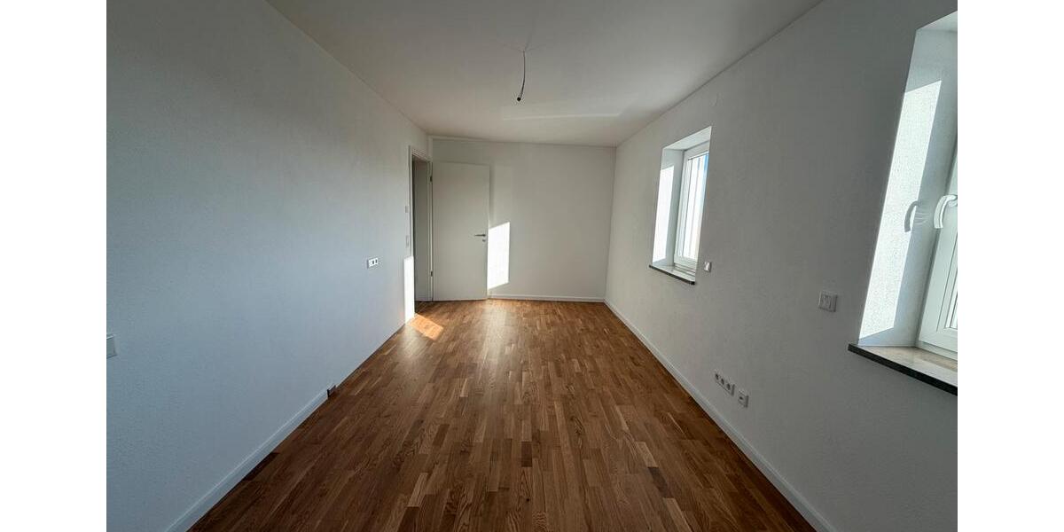 Etagenwohnung Burgbernheim - 2 Zimmer, 68 m&sup2;, 973&euro; | Angebot:25553095