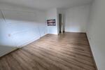 Helle 2-Zimmer-Wohnung mit Terrasse, Einbauküche & Stellplatz