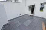 Moderne, kernsanierte 1,5-Zimmer-Wohnung mit großer Dachterrasse & Blick auf die Genovevaburg zimmer