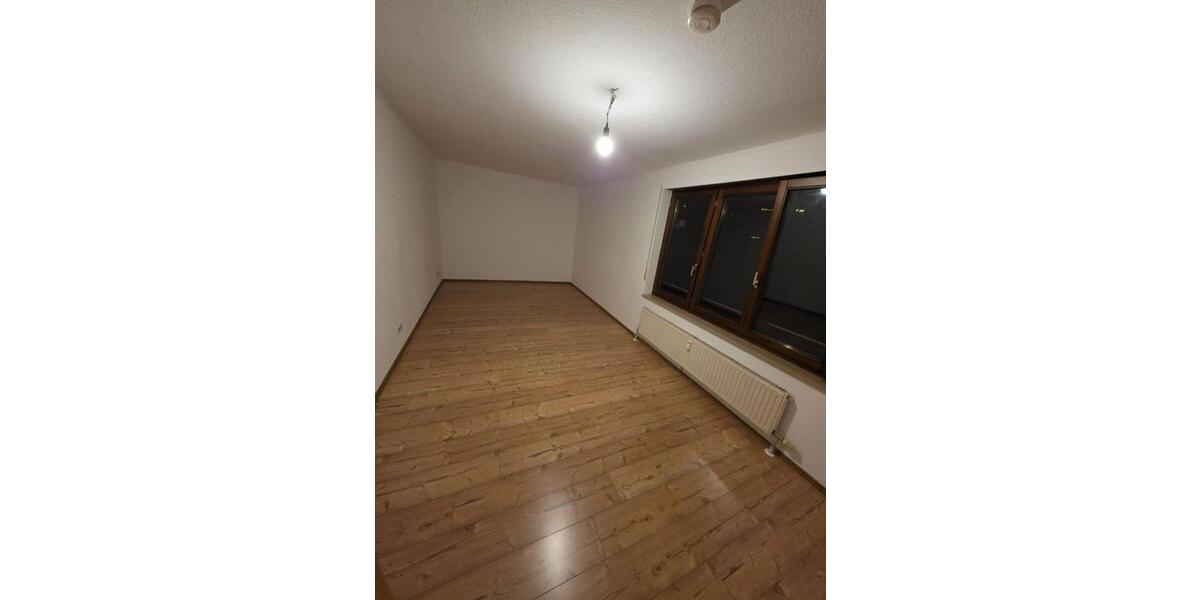 Dachgeschoßwohnung Murrhardt - 2 Zimmer, 70 m&sup2;, 750&euro; | Angebot:24166338