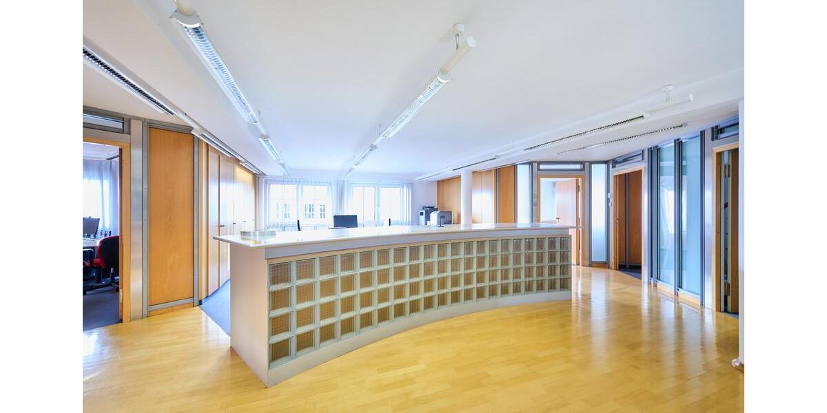 Gewerbeobjekt Neutraubling - 1.550&euro; | Angebot:25354353