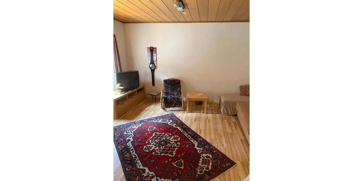 Wohnen auf Zeit Helmbrechts - 3 Zimmer, 25&euro; | Angebot:23174922