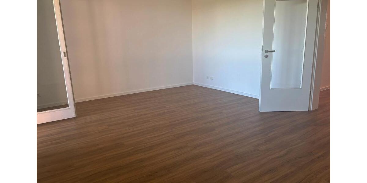 Etagenwohnung Köln Rodenkirchen - 3 Zimmer, 93 m&sup2;, 1.595&euro; | Angebot:26560256