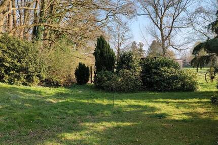 Haus Rees - 6 Zimmer, 200 m&sup2;, 1.500&euro; | Angebot:25045894