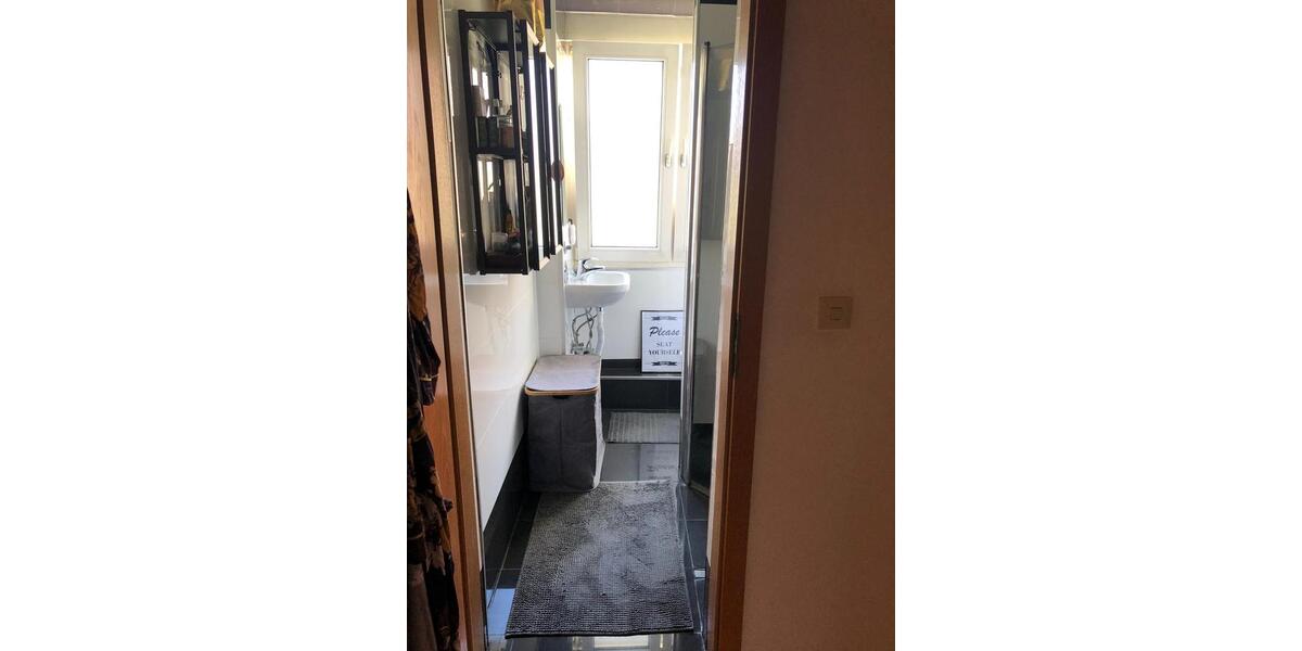 Erdgeschoßwohnung Augsburg Pfersee - 3 Zimmer, 80 m&sup2;, 1.650&euro; | Angebot:24802550