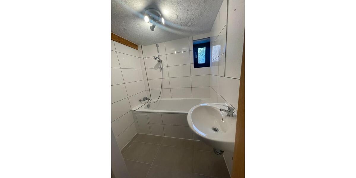 Erdgeschoßwohnung Böblingen - 3 Zimmer, 70 m&sup2;, 1.300&euro; | Angebot:25234572