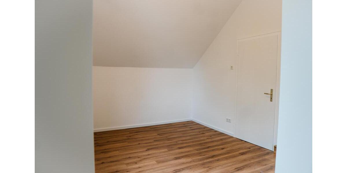 Etagenwohnung Bad Rothenfelde - 5 Zimmer, 140 m&sup2;, 1.120&euro; | Angebot:26545467