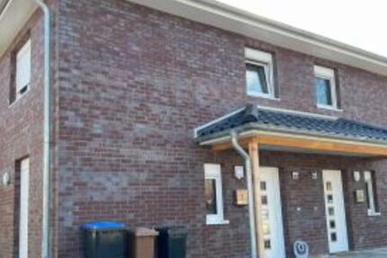 Haus Kellinghusen - 4 Zimmer, 125 m&sup2;, 1.550&euro; | Angebot:24660470