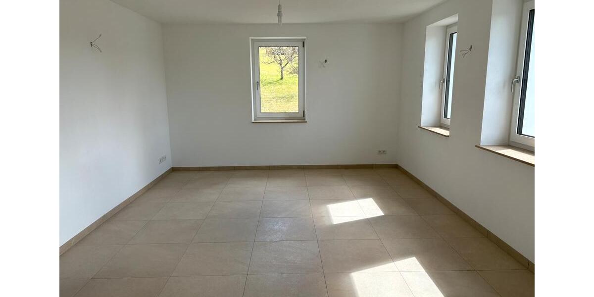 Erdgeschoßwohnung Pulsnitz - 3 Zimmer, 73 m&sup2;, 766&euro; | Angebot:26051539