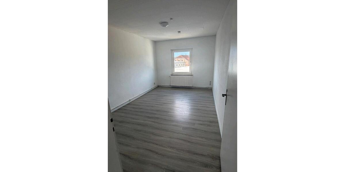 Etagenwohnung Schöningen - 2 Zimmer, 50 m&sup2;, 350&euro; | Angebot:26030407