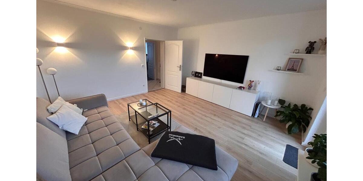 Etagenwohnung Wermelskirchen - 3 Zimmer, 78 m&sup2;, 690&euro; | Angebot:25231624
