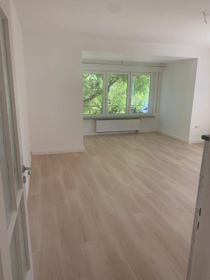 4,5 Zimmer-Wohnung Stuttgart-Vaihingen, Wohngebiet Höhenrand