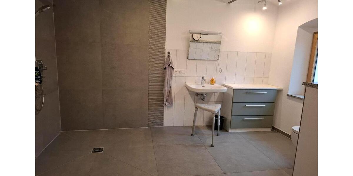 Erdgeschoßwohnung Untergriesbach - 2 Zimmer, 100 m&sup2;, 850&euro; | Angebot:26538665