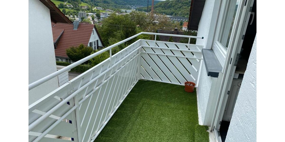 Dachgeschoßwohnung Weißbach - 3.5 Zimmer, 80 m&sup2;, 1.050&euro; | Angebot:26618449