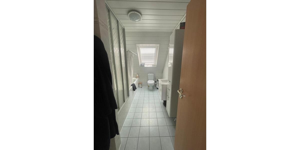 Etagenwohnung Elsenfeld - 4 Zimmer, 96 m&sup2;, 1.400&euro; | Angebot:25951798