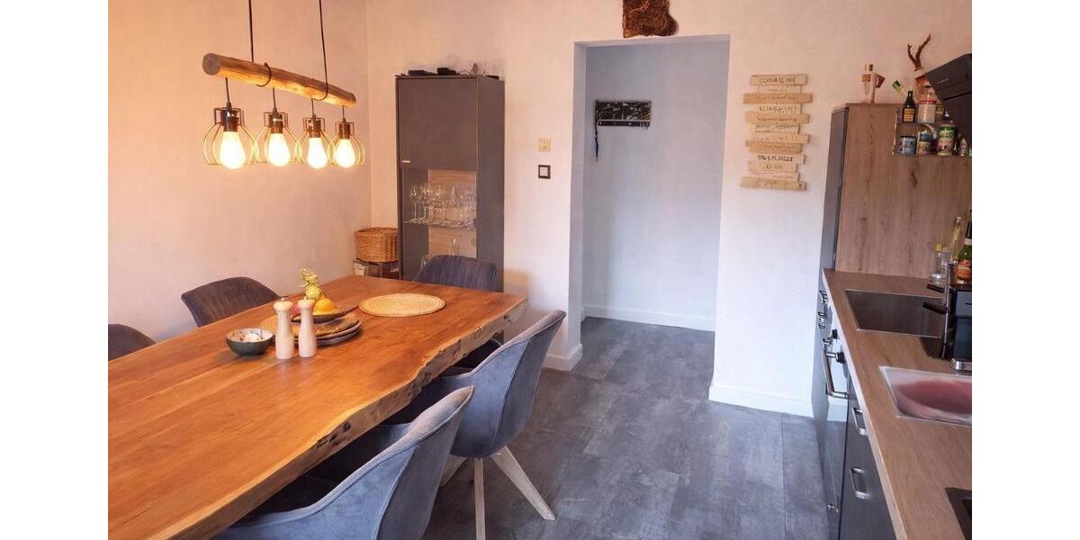 Etagenwohnung Saarwellingen - 3 Zimmer, 70 m&sup2;, 1.300&euro; | Angebot:26267051