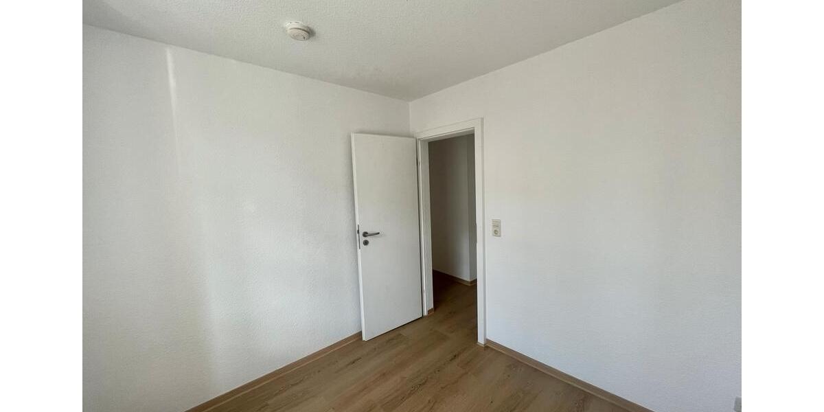 Etagenwohnung Staßfurt - 2 Zimmer, 43 m&sup2;, 199&euro; | Angebot:26609136