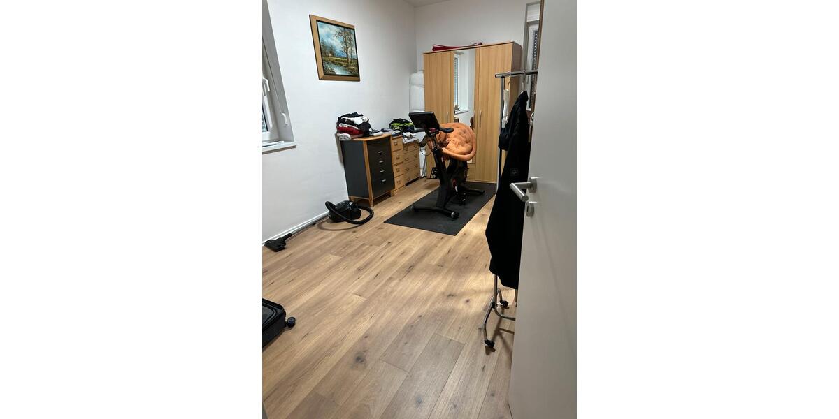 Etagenwohnung Wiehl - 2 Zimmer, 154 m&sup2;, 485&euro; | Angebot:25932983