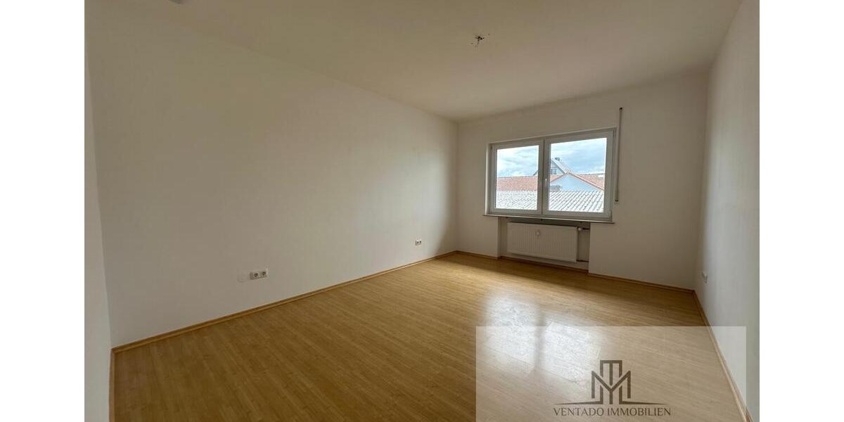 Etagenwohnung Rosbach vor der Höhe - 3 Zimmer, 96 m&sup2;, 1.200&euro; | Angebot:26618608