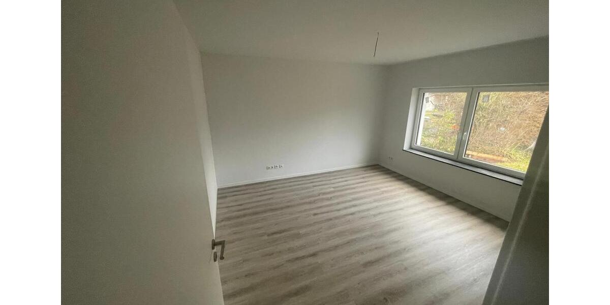 Bungalow Cremlingen - 4 Zimmer, 138 m&sup2;, 1.900&euro; | Angebot:25839914