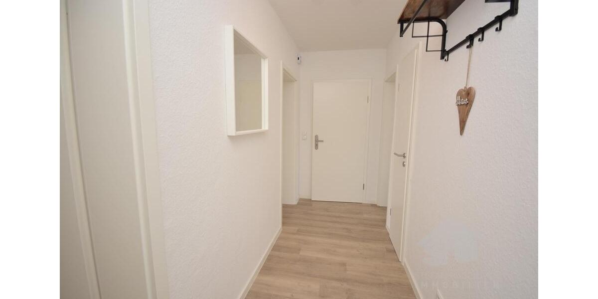 WG Zimmer in Elmshorn in 2 er WG mit W-LAN STUDENTEN BUTZEN ab 01.07.2026 frei 1 zimmer