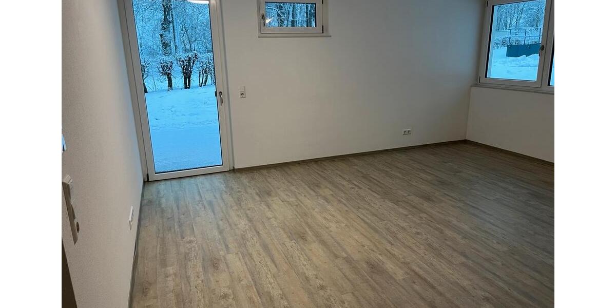 Erdgeschoßwohnung Dornhan - 3 Zimmer, 75 m&sup2;, 1.100&euro; | Angebot:25812885