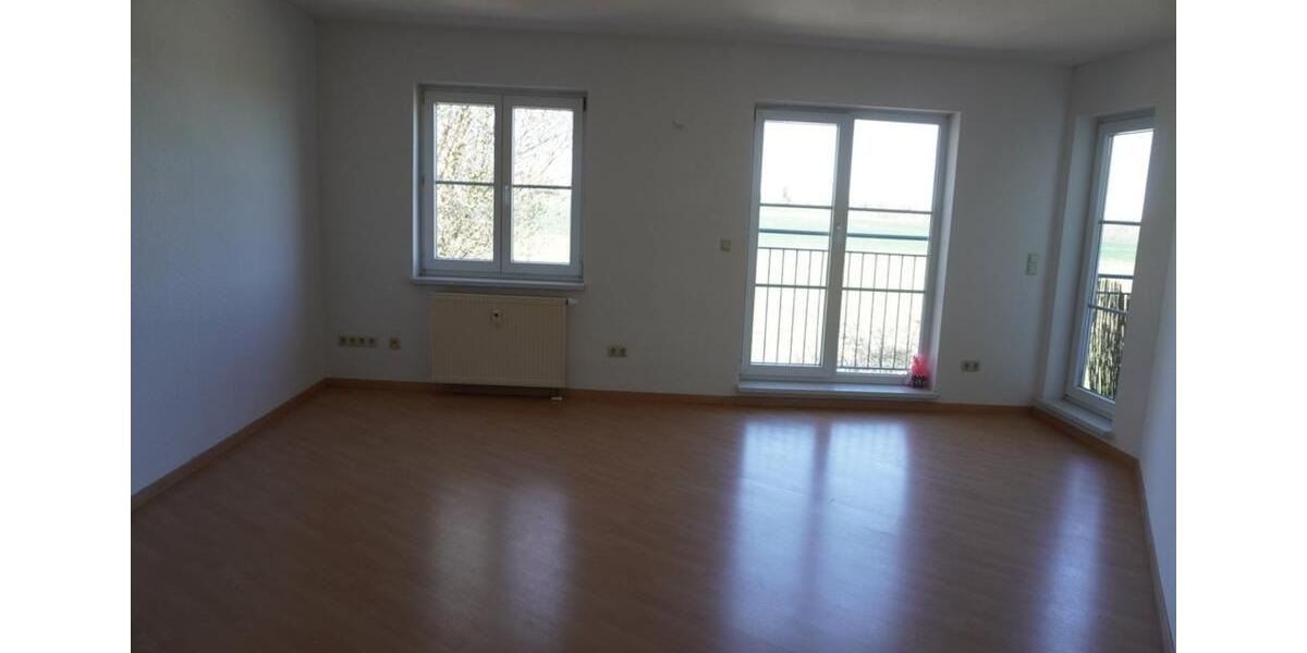 Etagenwohnung Biederitz - 3 Zimmer, 84 m&sup2;, 480&euro; | Angebot:26070734