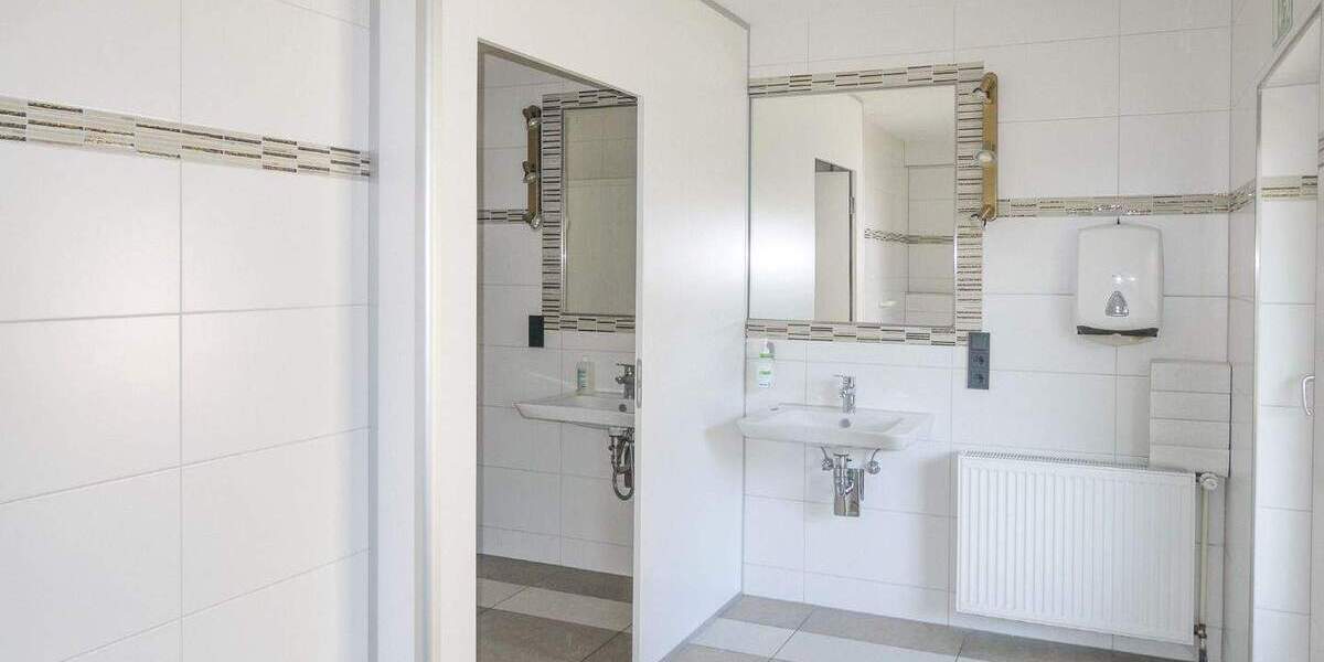 Etagenwohnung Engelskirchen Schnellenbach - 5 Zimmer, 200 m&sup2;, 1.850&euro; | Angebot:26656736
